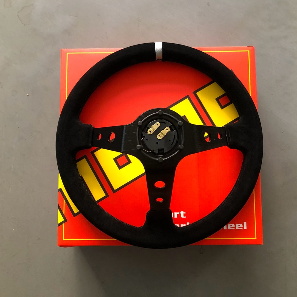 Volante Momo Mod. 07 - Couro de camurça, Universal.